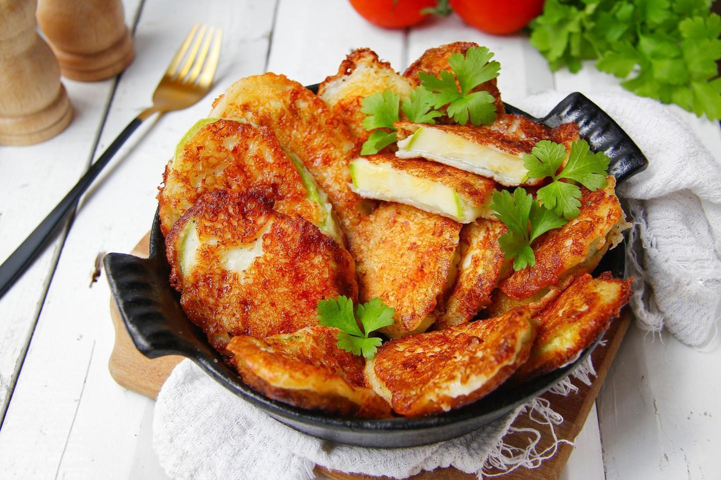 Cheesy Fried Zucchini Bites