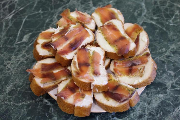 Vodka-Cured Pink Salmon for Sandwiches