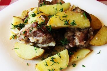Oven-Baked Pork Ribs with New Potatoes