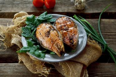 Grilled Chum Salmon Steaks