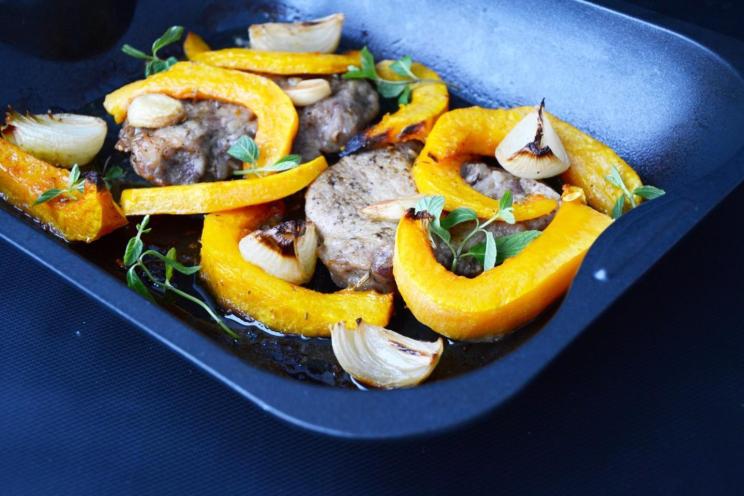Oven-Baked Pork with Pumpkin and Garlic Oven-Baked Pork with Pumpkin and Garlic
