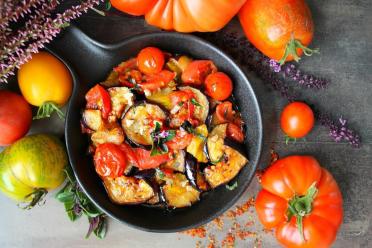Quick Garlic and Tomato Fried Eggplants