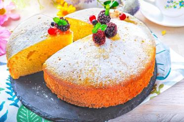 Fluffy Kefir Sponge Cake: Easy Oven Recipe