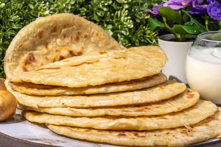 Fried Onion Puff Pastries (Katlama)