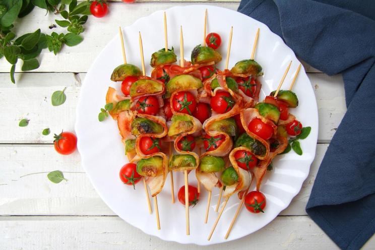 Bacon-Wrapped Brussels Sprouts Skewers Bacon-Wrapped Brussels Sprouts Skewers