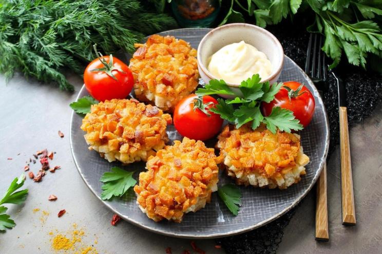 Tender Pozharsky Cutlets with Crispy Crust Tender Pozharsky Cutlets with Crispy Crust