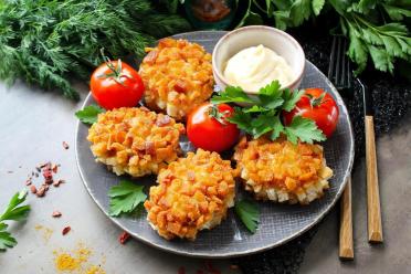 Tender Pozharsky Cutlets with Crispy Crust