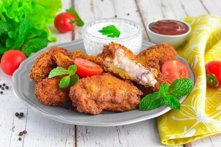 Quick and Crispy Fried Chicken Wings Quick and Crispy Fried Chicken Wings