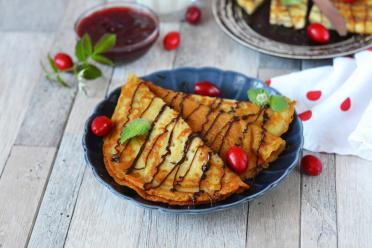 Quick & Easy Vegan Oat Milk Pancakes