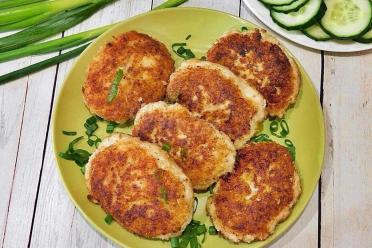 Quick & Juicy Fried Chicken Cutlets for Dinner