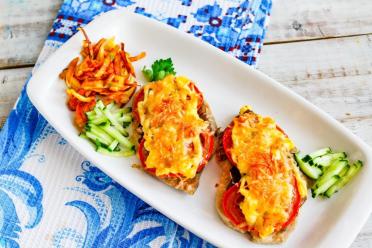 Baked Pork Chops with Mushrooms, Tomatoes, and Cheese