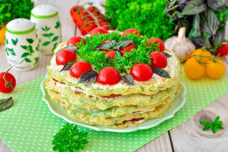 Tomato-Garlic Zucchini Pancake Cake