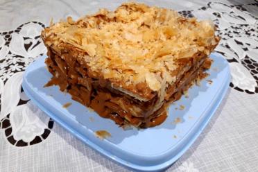Speedy Layer Cake with Creamy Curd