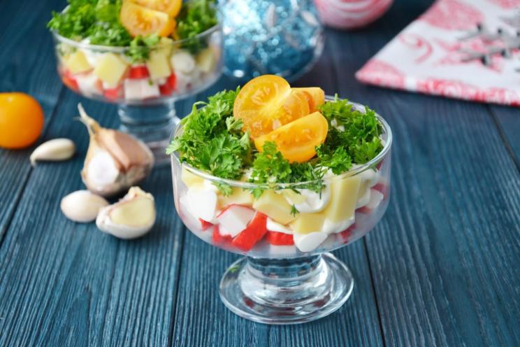 Quick & Tasty Crab Stick Cheese Salad with Garlic Quick & Tasty Crab Stick Cheese Salad with Garlic