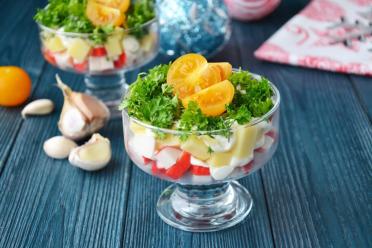 Quick & Tasty Crab Stick Cheese Salad with Garlic