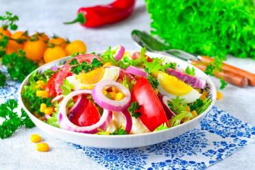 Corn, Tomato, and Egg Salad