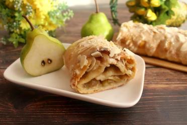 Caramelized Pear Strudel with Creamy Glaze