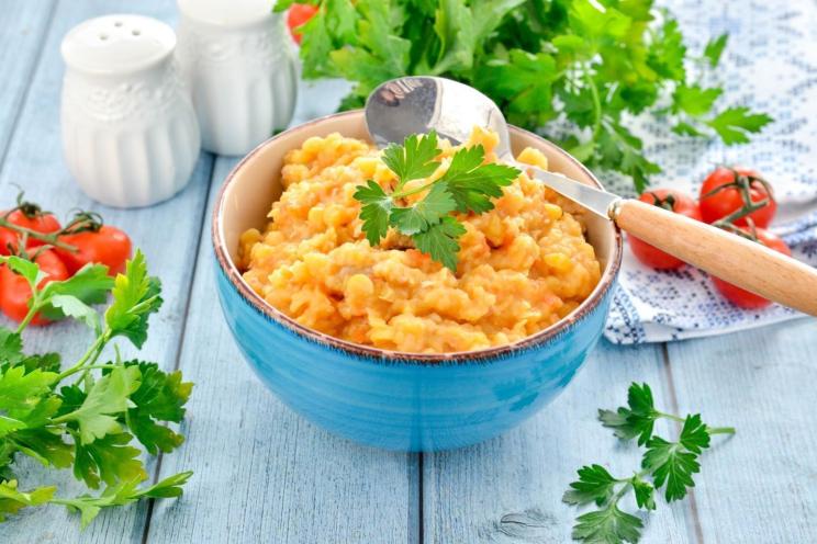 Hearty Meat and Pea Porridge