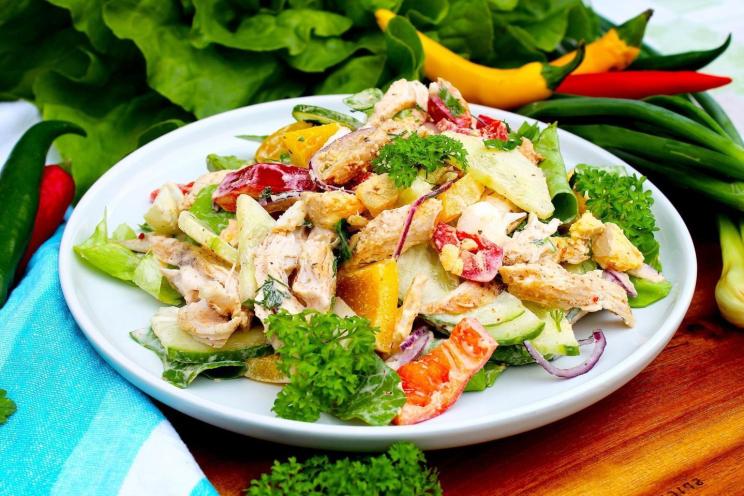 Crispy Chicken Salad Delight Crispy Chicken Salad Delight