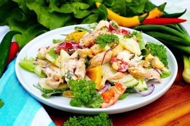 Crispy Chicken Salad Delight