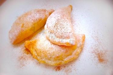 Apple Cinnamon Dumplings with Cottage Cheese Dough