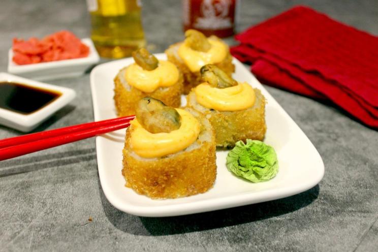 Crispy Baked Mussel Rolls with Creamy Cheese