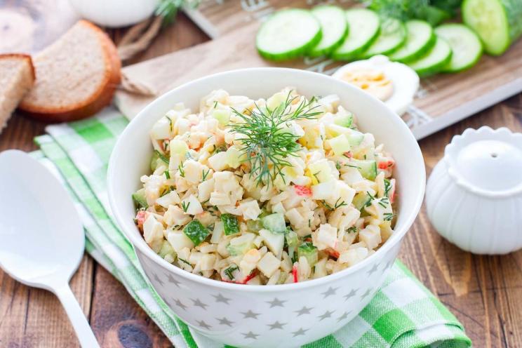 Classic Crab Salad: Corn-Free Delight
