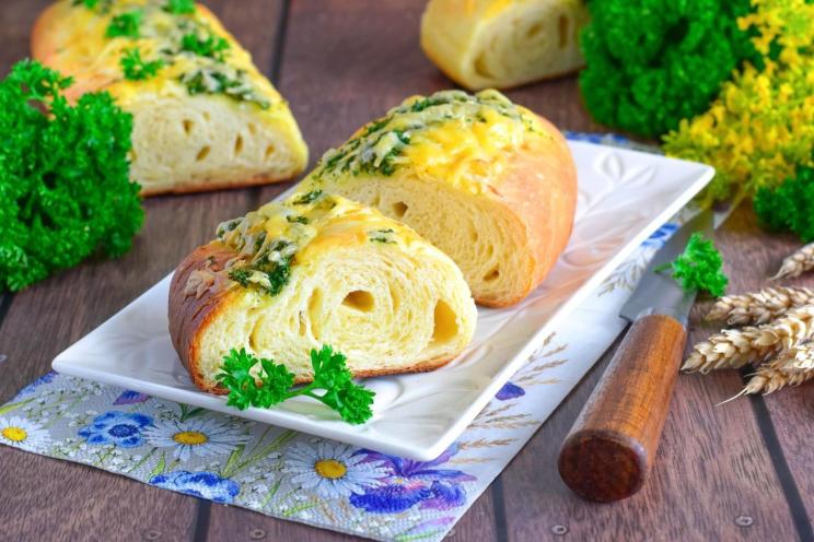 Cheesy Oven-Baked Baguette Delight Cheesy Oven-Baked Baguette Delight