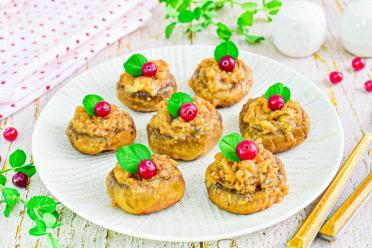Easy Slow Cooker Cheesy Mushrooms