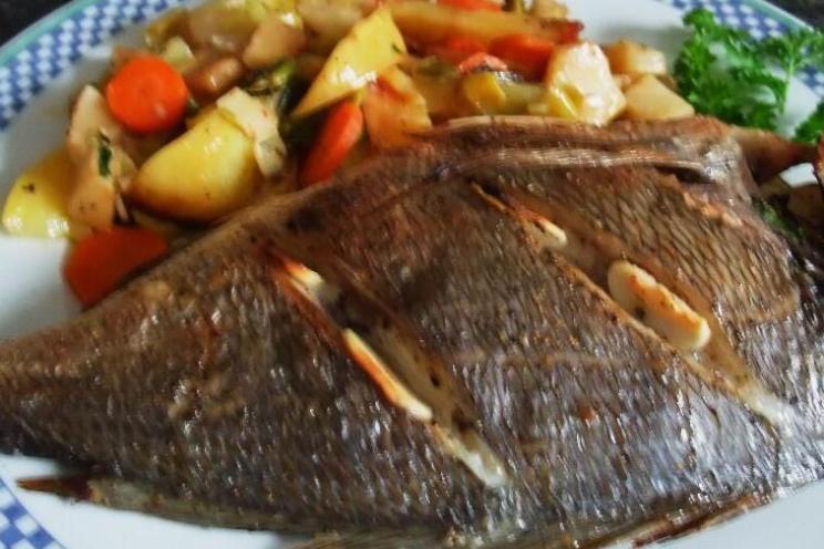 Baked Dorada with Potatoes and Veggies Baked Dorada with Potatoes and Veggies