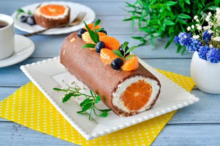 No-Bake Cookie and Cottage Cheese Roll with Tangerines No-Bake Cookie and Cottage Cheese Roll with Tangerines