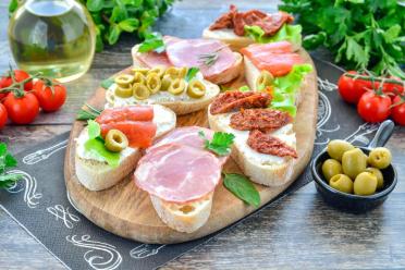 Spanish Tapas: Delicious Appetizer Options