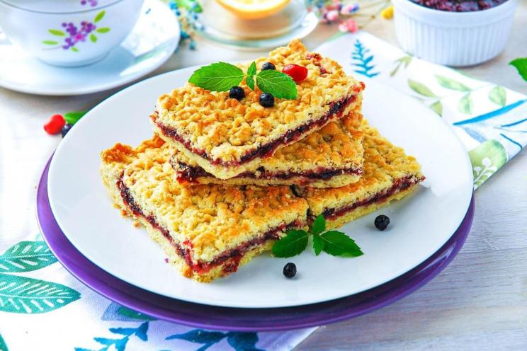 Margarine Jam Crumb Pie Recipe