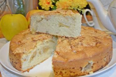 Quick and Delicious Apple Charlotte Pie