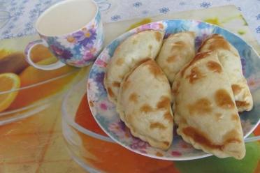 Potato Wickets: Traditional Unleavened Pies