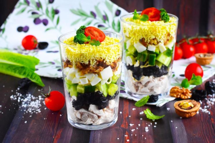 Chicken Cucumber Cocktail Salad