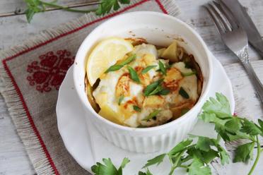 Oven-Baked Pike Perch with Crispy Potatoes