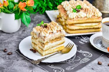 No-Bake Classic Tiramisu Cake with Mascarpone