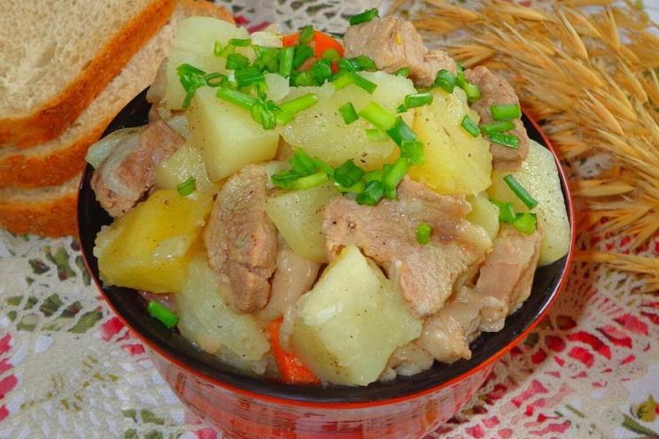 Slow Cooker Pork and Potatoes Slow Cooker Pork and Potatoes