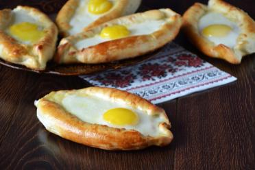 Authentic Adjarian Khachapuri Delight