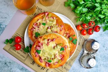 Homemade School Pizza