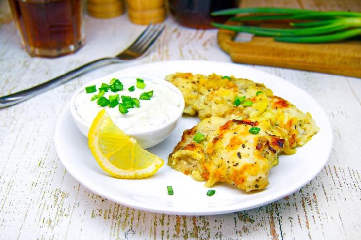 Quick and Tasty: Pan-Fried Pollock with Onions Quick and Tasty: Pan-Fried Pollock with Onions
