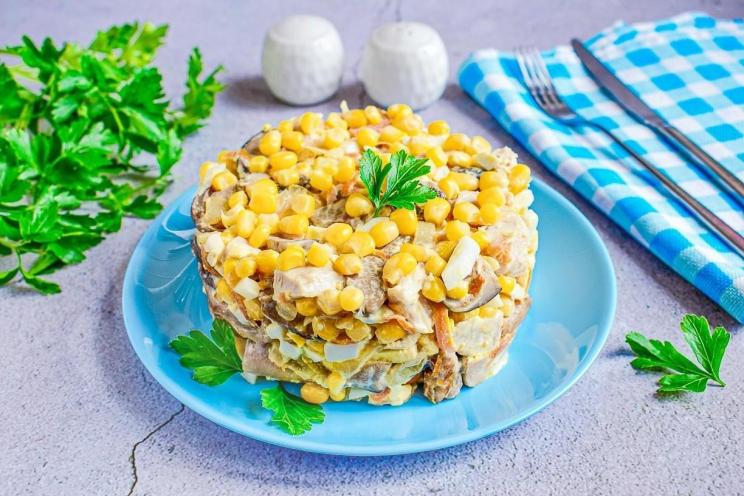 Chicken, Corn & Mushroom Salad Chicken, Corn & Mushroom Salad