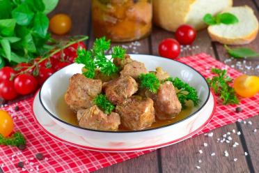 Oven-Baked Jar Meat: Easy, Tender, and Delicious