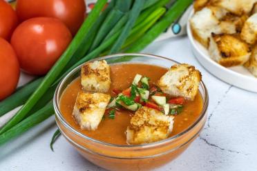 Refreshing Gazpacho: Chilled Tomato Soup with Croutons