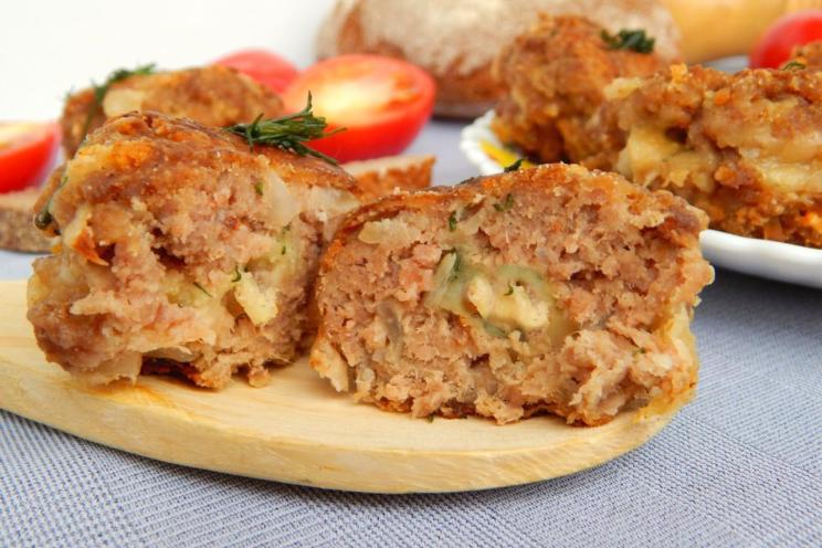 Cheese-Stuffed Meat Patties