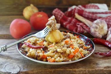 Fire-Cooked Lamb Pilaf: Aromatic and Satisfying