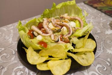 Seafood Salad with Chips: Pearl of the Sea