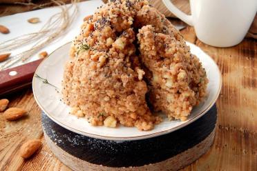 No-Bake Nutty Anthill Cake