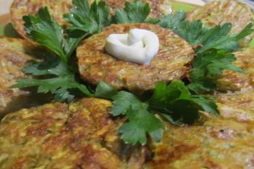 Oven-Baked Cheese and Zucchini Pancakes